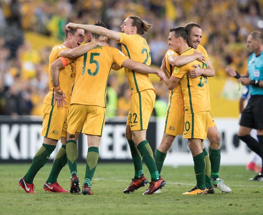 维拉与特拉维夫马卡比的欧联比赛场外爆发抗议活动，11人被捕（欧联维拉对阵特拉维夫马卡比，场外爆发抗议，11人被捕）