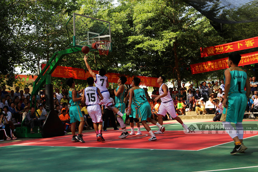 前阿根廷主帅佩克尔曼：梅西曾差点代表西班牙出战U20世界杯（阿根廷前主帅佩克尔曼：梅西当年几乎为西班牙征战U20世界杯）