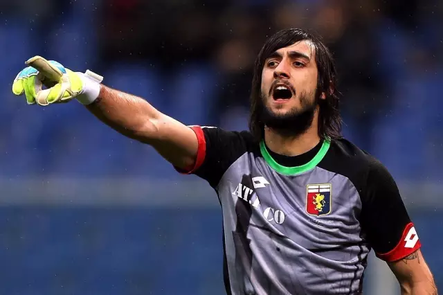 小法谈莫拉塔要求换下：那是一次早就计划好的换人（小法解读莫拉塔示意下场：其实是赛前既定的换人安排）