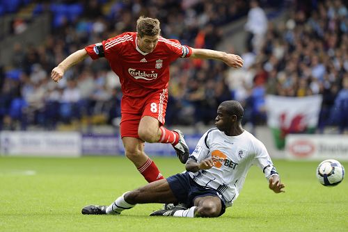 每体记者：弗里克计划让球员训练至周三，之后给他们放三天假（每体：弗里克将训练安排至周三，随后给球员放三天假）